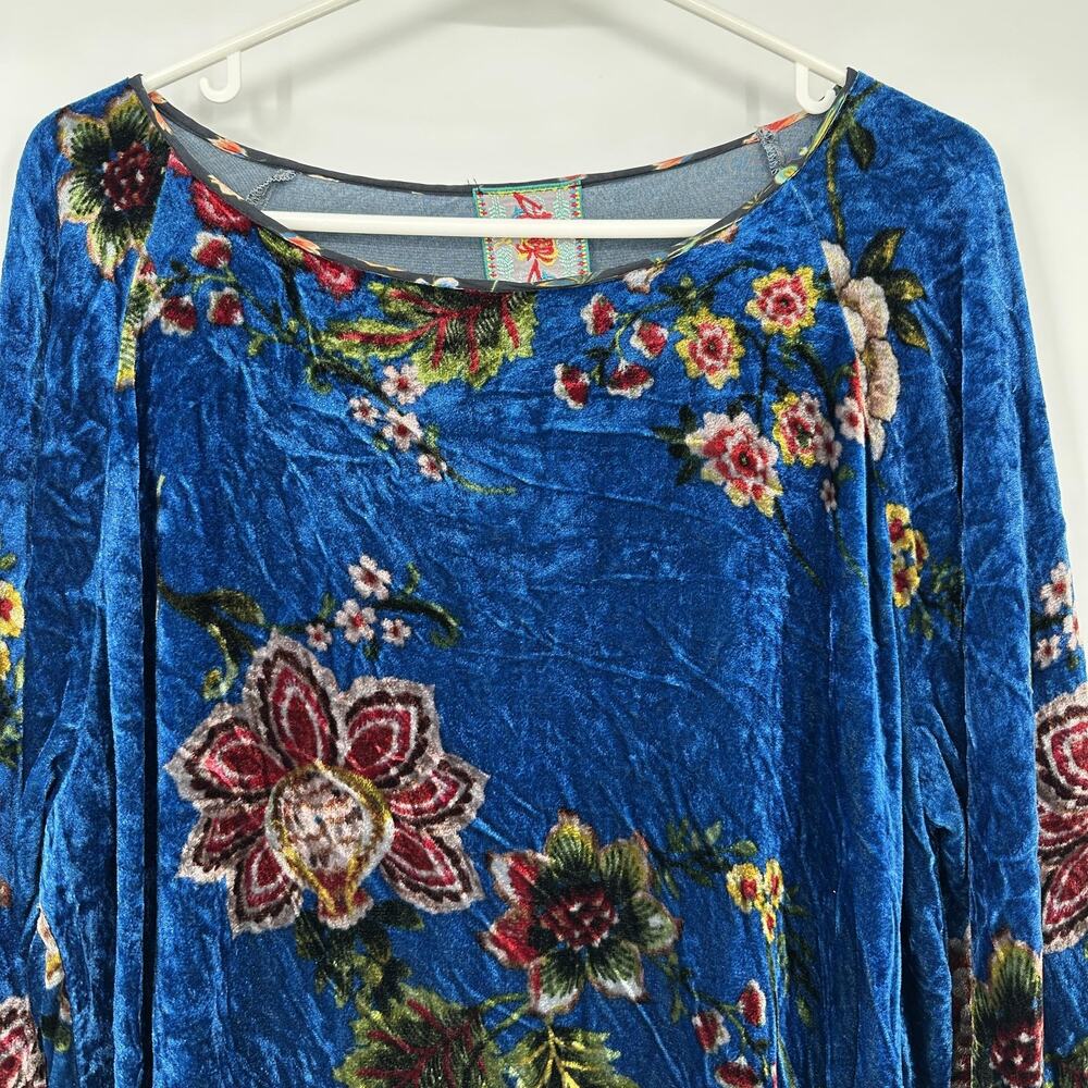 Johnny Was Women XS Blue Floral Velvet Boho Tunic Long Sleeve Luxe Romantic Top - Picture 2 of 8